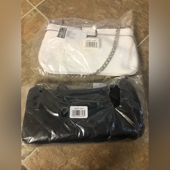 2 WOMENS RUE21 HANDBAGS - Picture 11 of 12